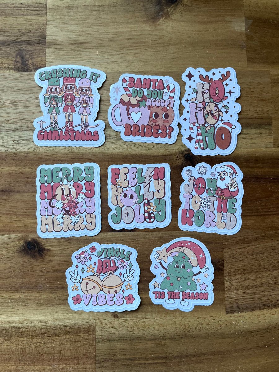 FREE DELIVERY Pack of 8 Retro Traditional Christmas Themed Easy Peel Stickers St
