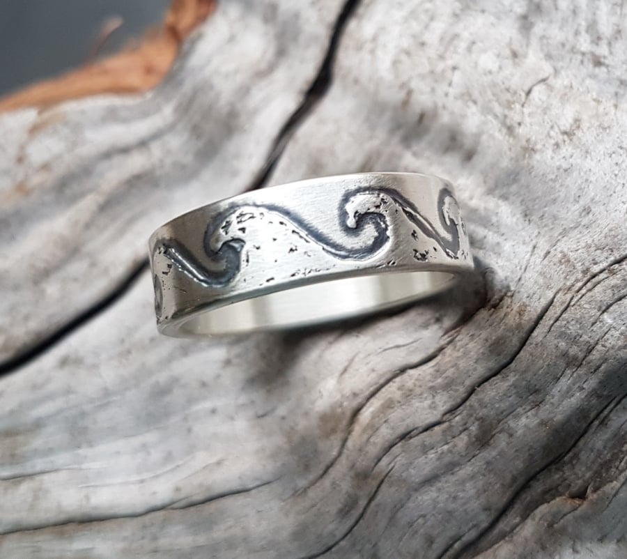 Wave Ring 