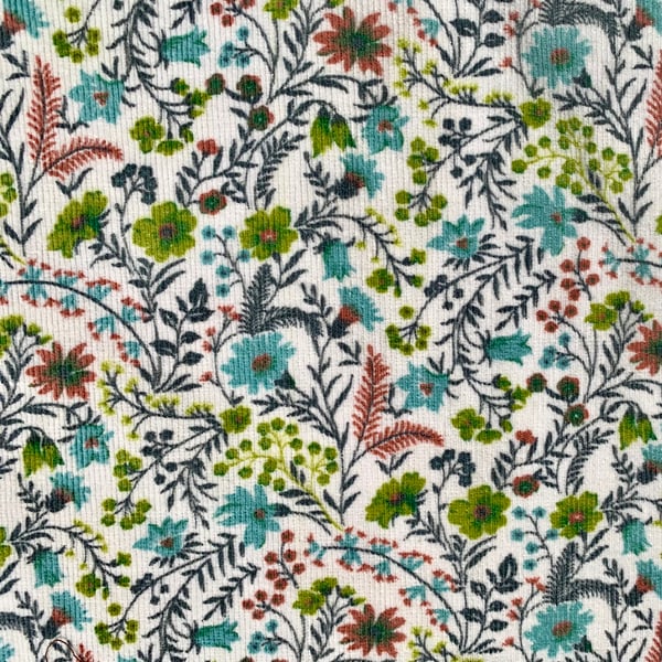 Large Piece 3 metres of beautiful Floral NEEDLECORD Fabric