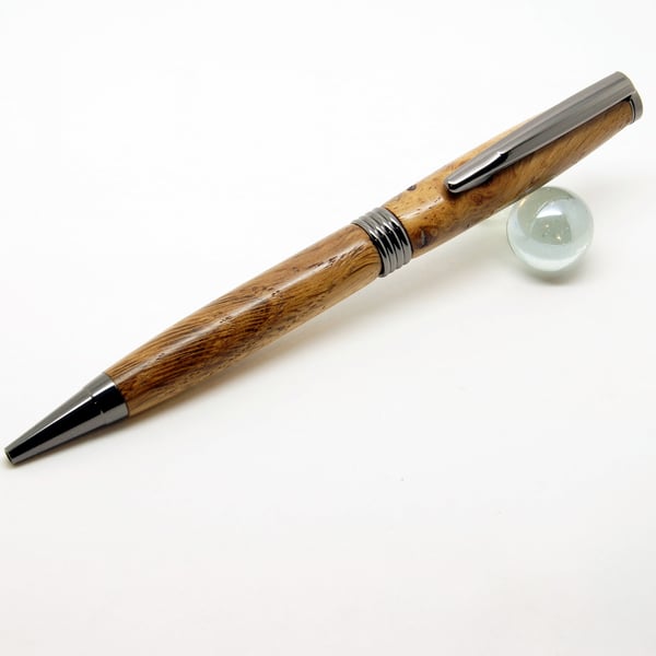 Streamline Twist pen in Old English Oak