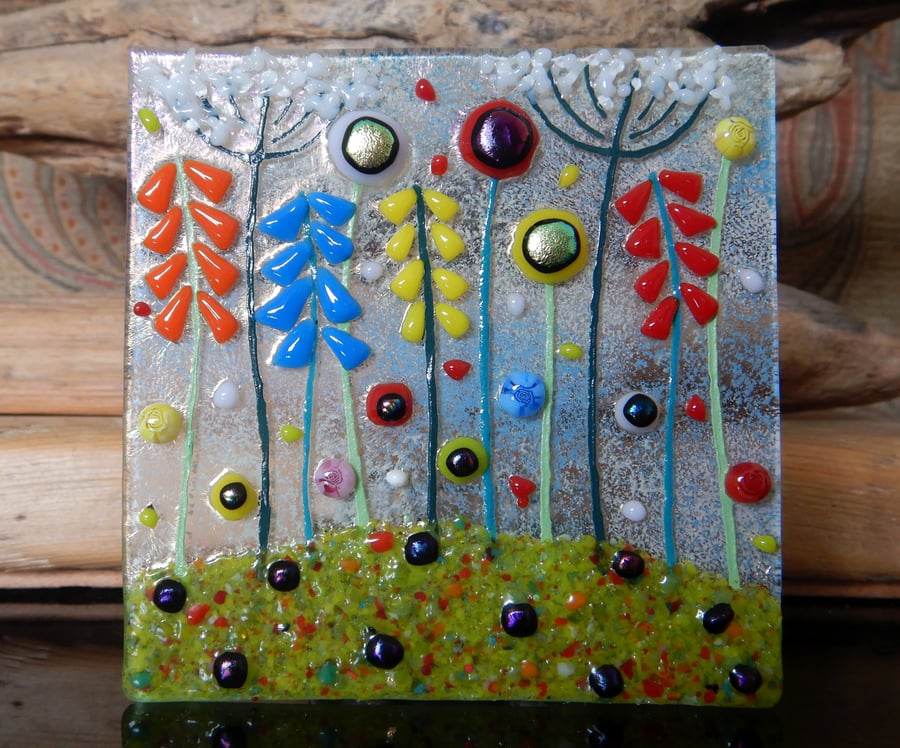 Handmade Fused Glass 'Bumble Bee' T Light Holder