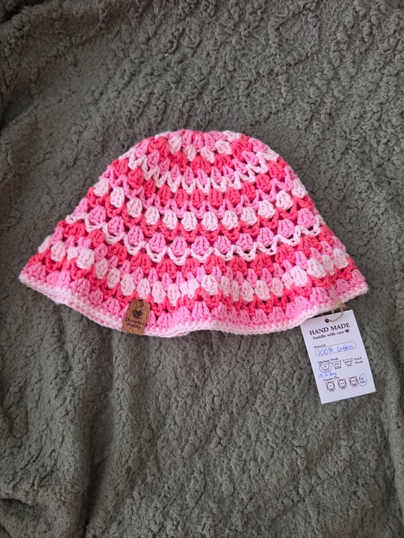 Handmade crochet bucket hat, 100% cotton kelp design
