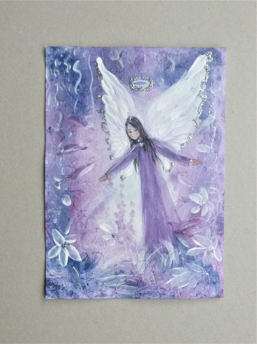 hand painted angel with free angel card reading ( ref F536.PNK4 )