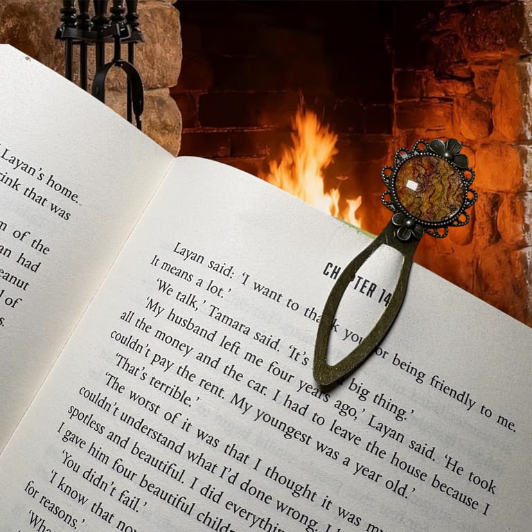 Bookmark in antique bronze featuring orange wool and silk felt