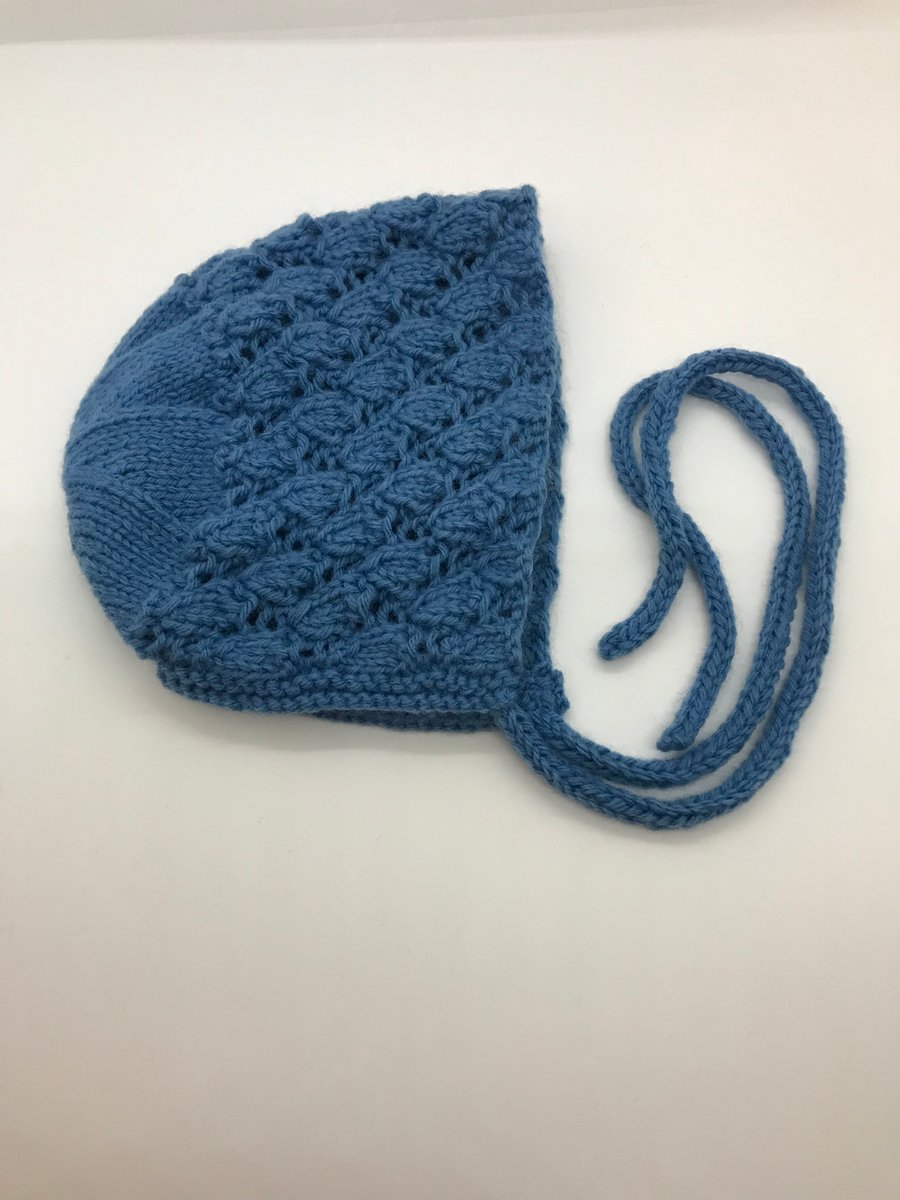 Blue lace bonnet