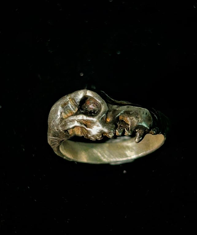 Wolf Skull Ring - Hand carved - Sterling Silver 
