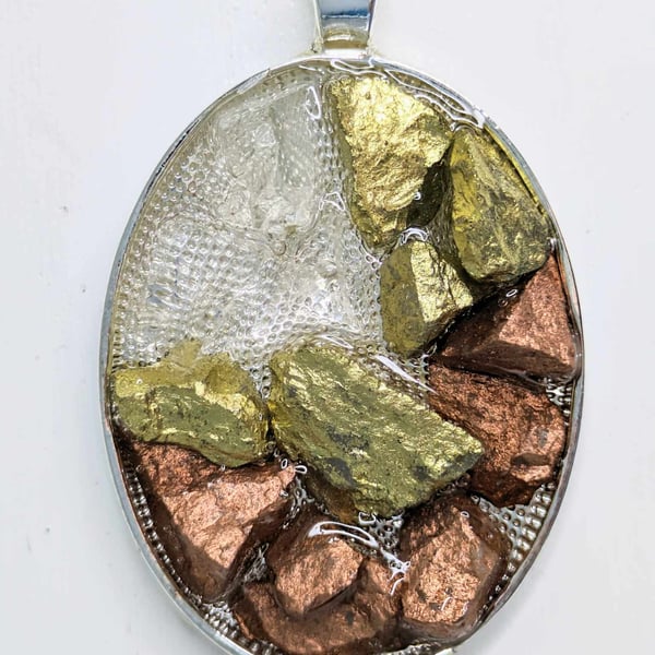 Large Oval Pendant With Copper, Gold & Transparent Colour Rocks