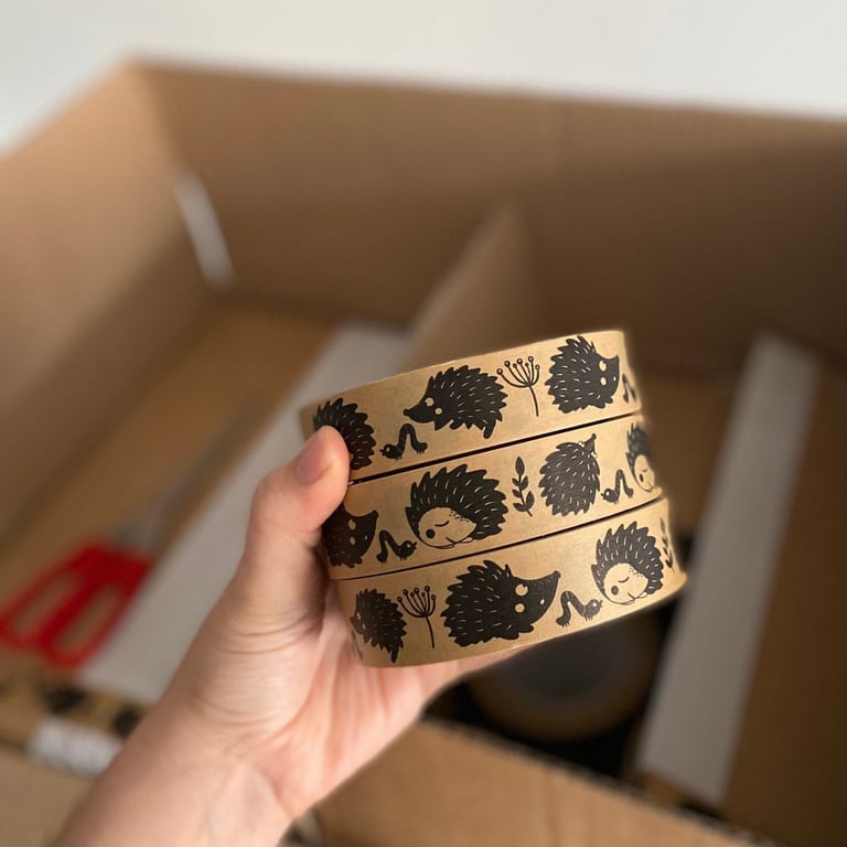 Hedgehog self-adhesive kraft paper tape. 25mm x 50M