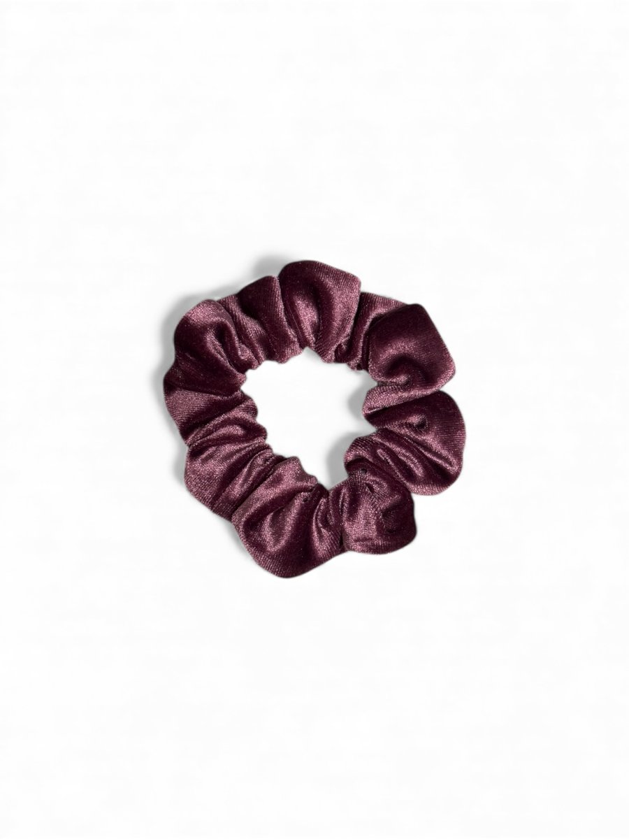 Grape Velvet Scrunchie - Regular