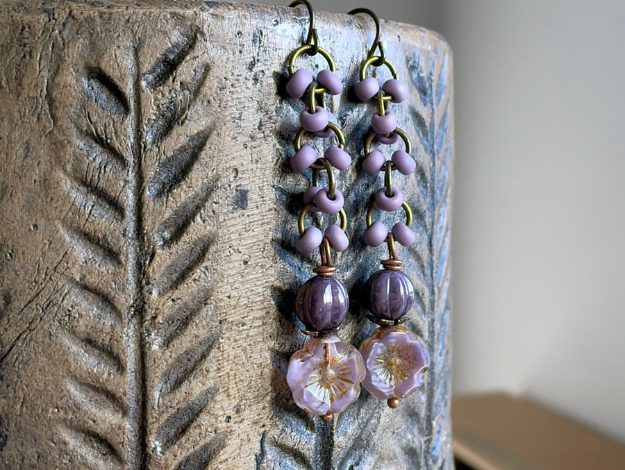 Purple Earrings. Czech Glass Flower Earrings. Lavender Floral Earrings