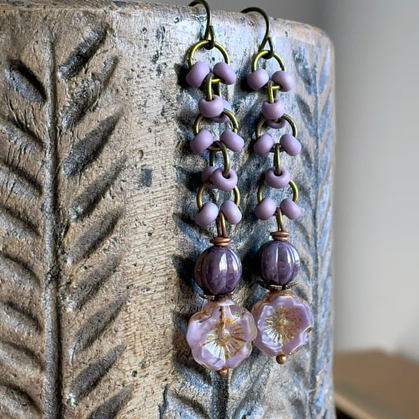 Purple Earrings. Czech Glass Flower Earrings. Lavender Floral Earrings