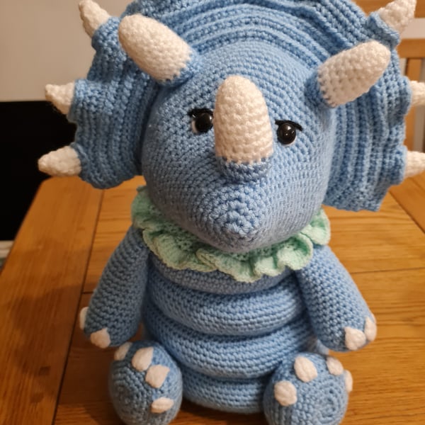 Triceratops stacking toy