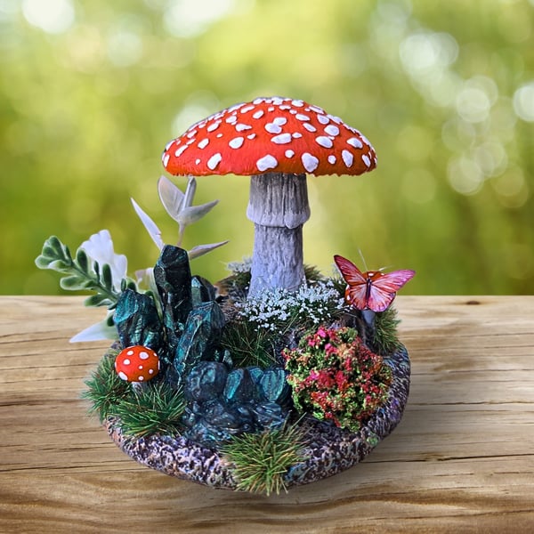 Red Mushroom Ornament - Cottagecore Shelf Decoration