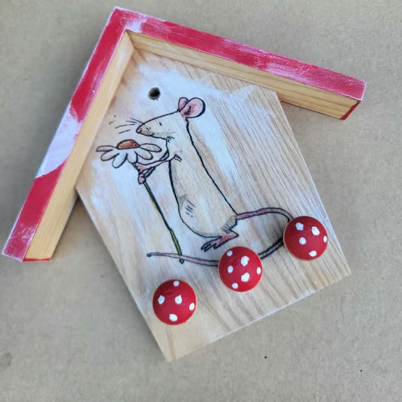 Small Wooden Wall Hook Rack - Mouse Design - Jewellery & Key Organiser for Kids 