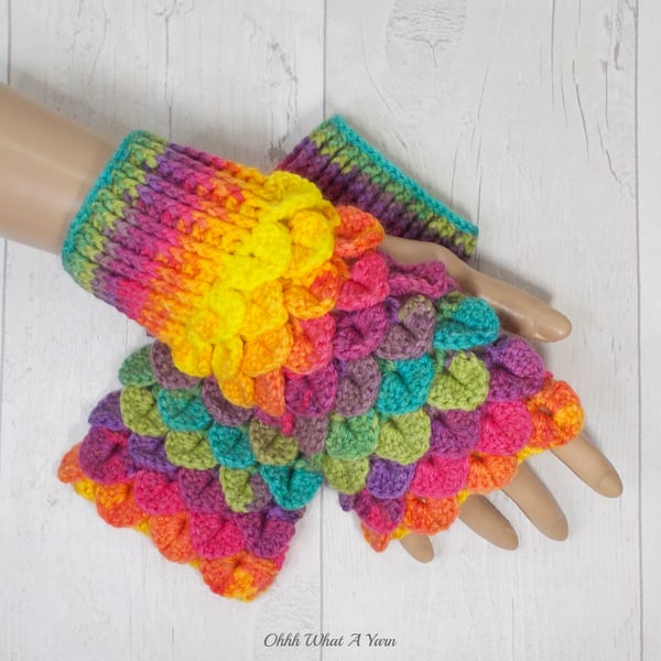 Rainbow dragon scale gloves. Fingerless gloves. Crocodile stitch. 