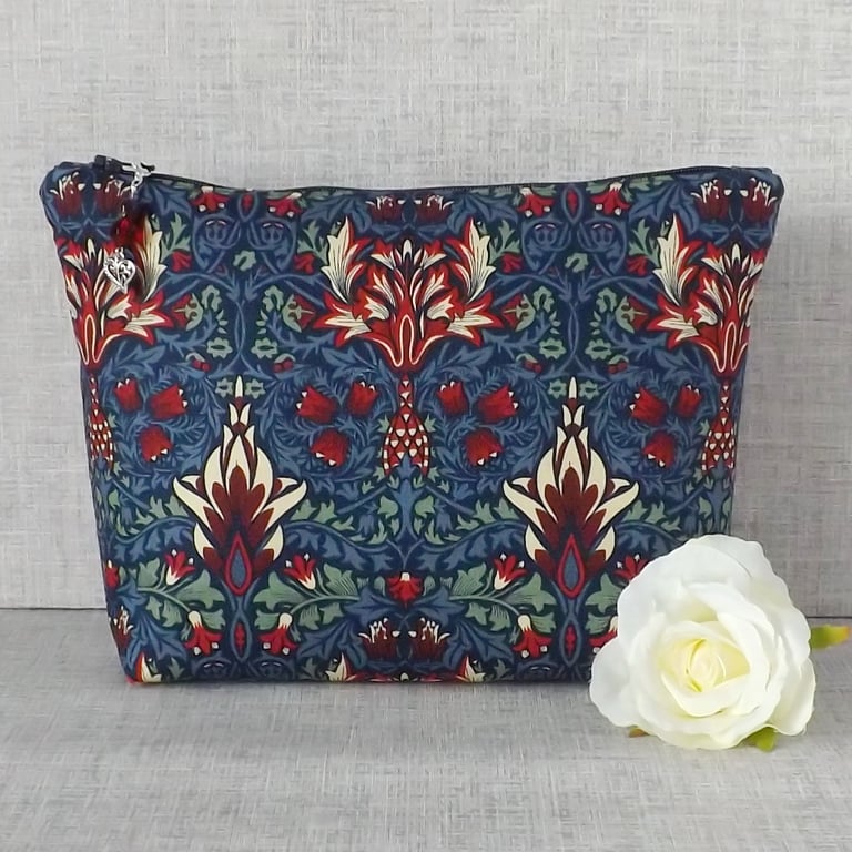 Large zipped pouch, project bag, cosmetic bag, William Morris floral