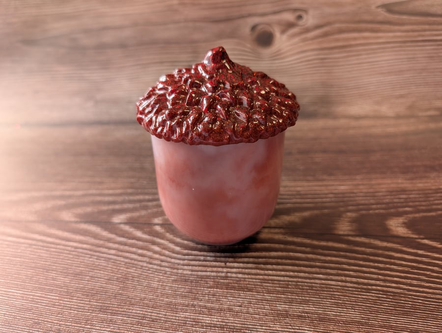 Handmade Resin Acorn Jar Christmas red