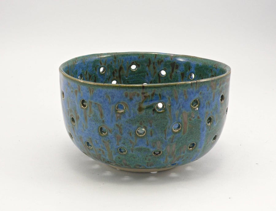 handmade berry bowl pottery colander bowl food safe glaze domspottery