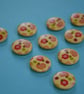 15mm Wooden Red Green Pink Heart Buttons Natural Wood 10pk (SNH4) - Image 1