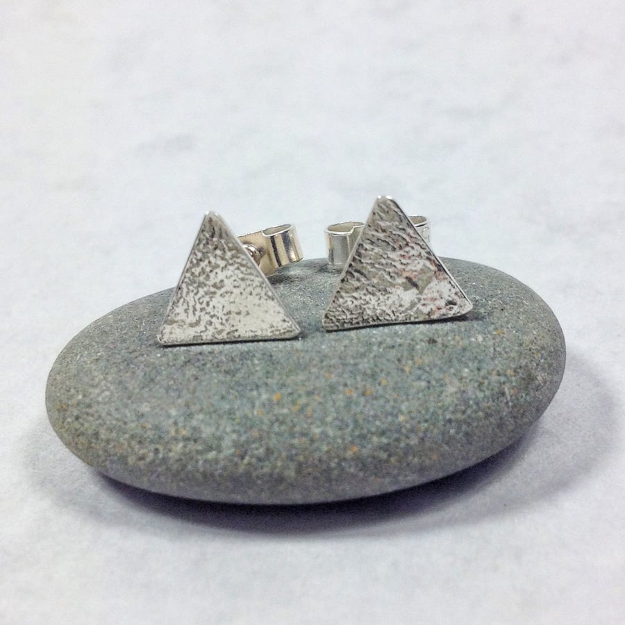 textured silver triangle studs, small stud earrings