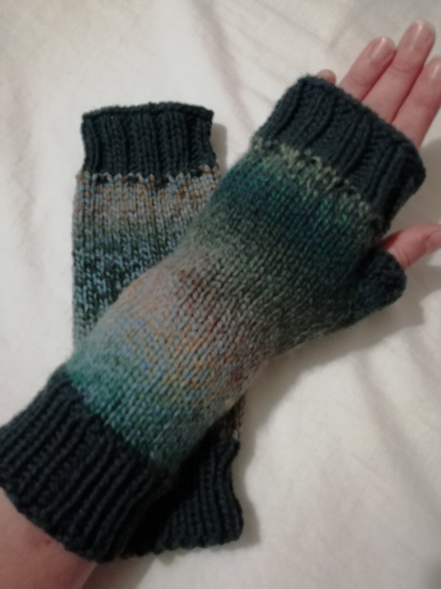 Hand knitted chunky fingerless gloves
