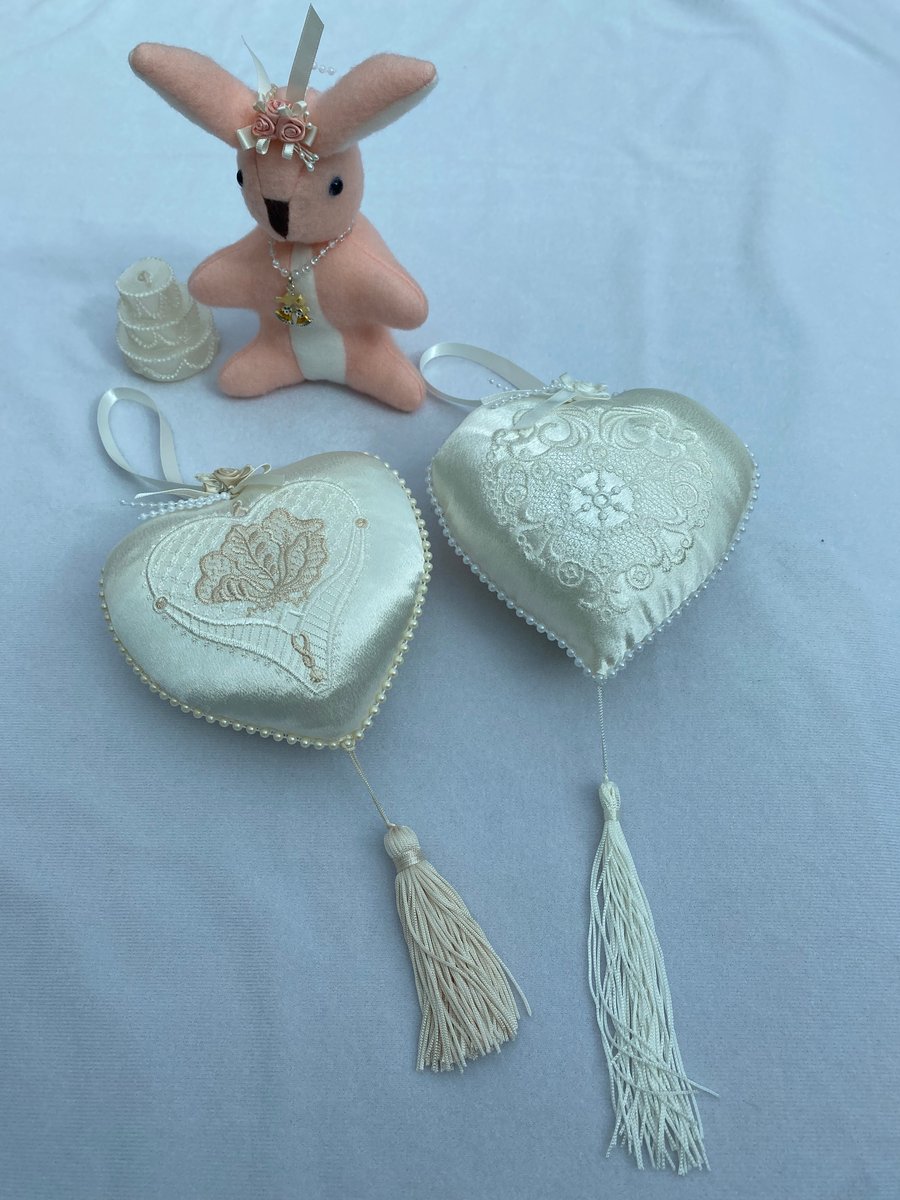 Musical Wedding Heart for the New Bride. Here Comes the Bride. Good Luck Token.