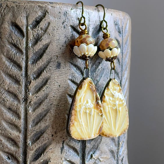 Handcrafted Cow Parsley Earrings in Honey Yellow Ceramic - Nature Inspired