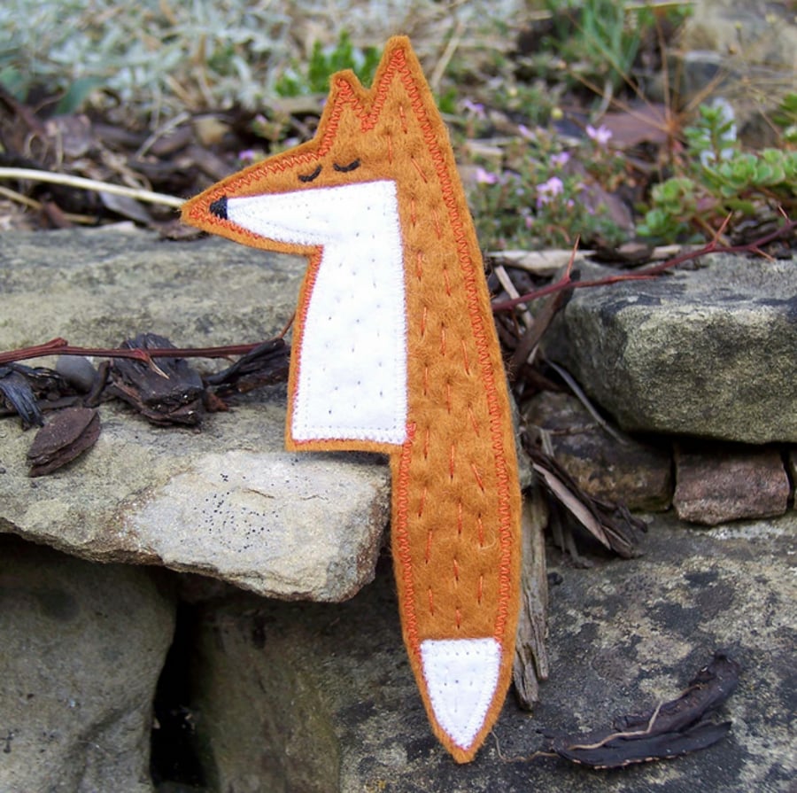 Felt fox brooch, appliquéd and hand stitched