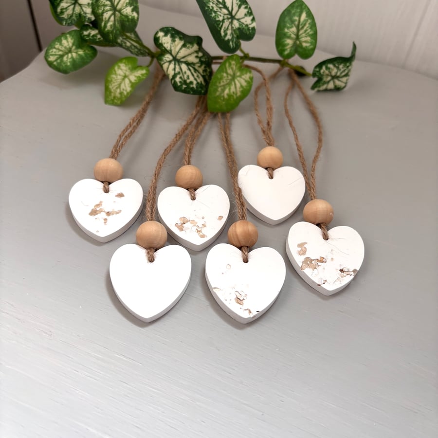 Set of 6 Heart Aroma Stones with Mica Flakes – Small Handmade Gifts