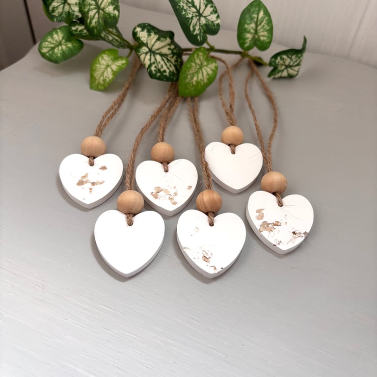 Set of 6 Heart Aroma Stones with Mica Flakes – Small Handmade Gifts