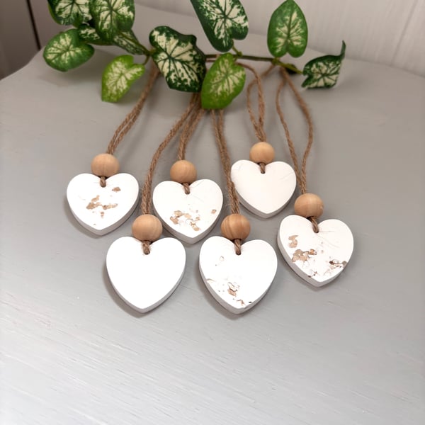 Set of 6 Heart Aroma Stones with Mica Flakes – Small Handmade Gifts