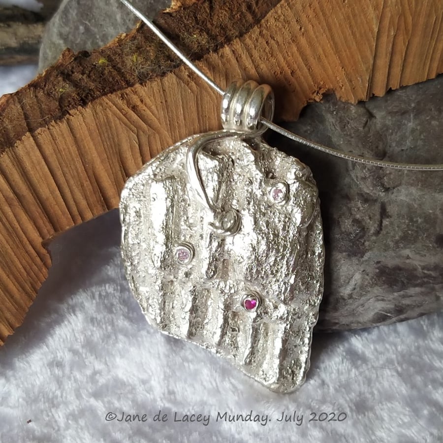 Fine Silver Corrugated Pendant with Cubic Zirconia accents