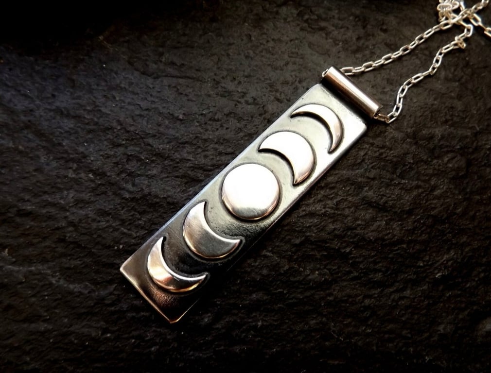 Silver bar moonphase necklace , elegant moon pendant