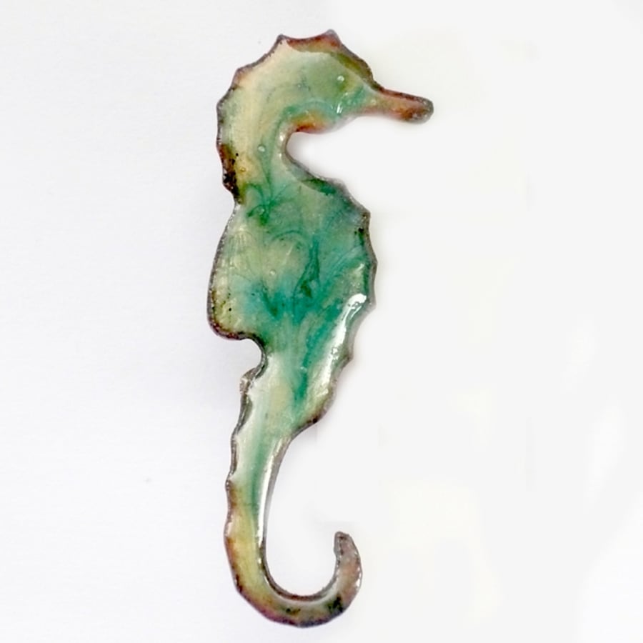small scrolled brooch - seahorse (no2)
