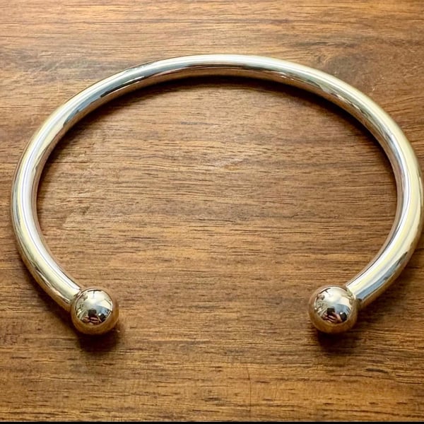 "Currents" - Heavy Sterling Silver Cuff Bangle - 40g - Made to any size - 5mm 