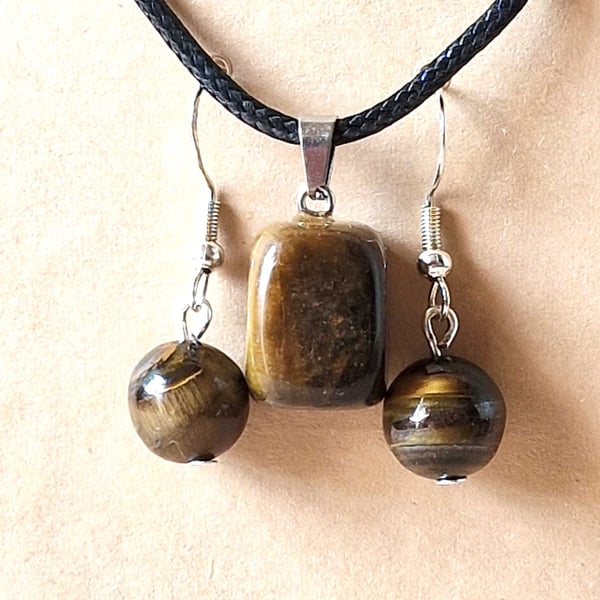 Tiger's Eye Jewellery Set - 925 Silver Hooks - Necklace & Earrings