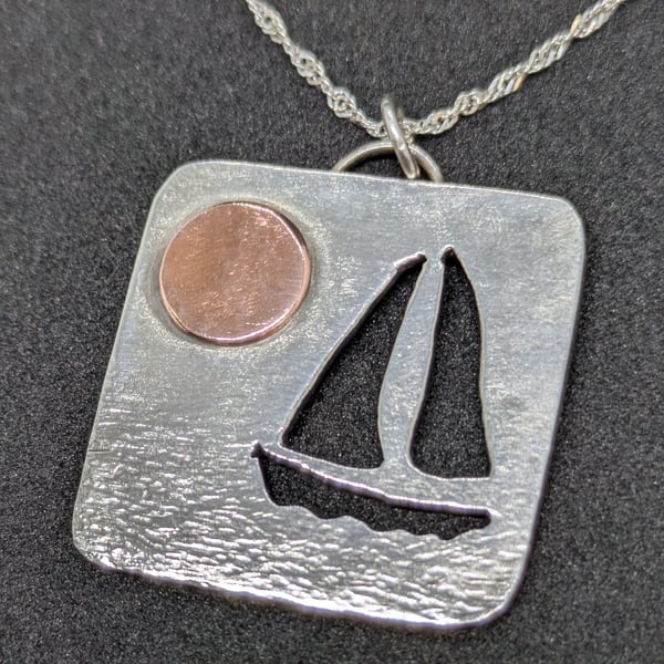 Silver sailing boat pendant, Sailing boat necklace, Nautical necklace, Sea 