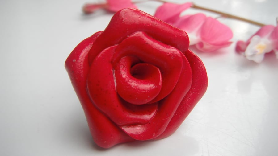 Large Glitter Red Fimo Rose Ring