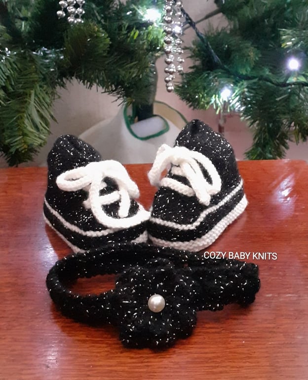 NEWBORN TRAINERS AND HAIRBAND SET. MADE IN GLITTERY WOOL