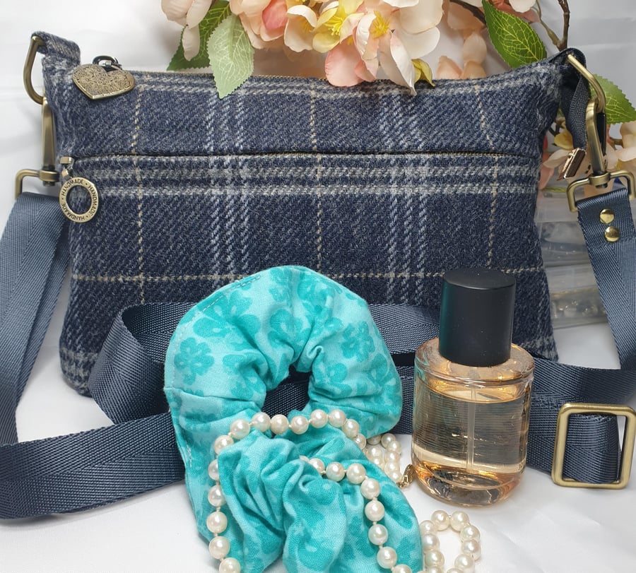 Yorkshire tweed crossbody bag
