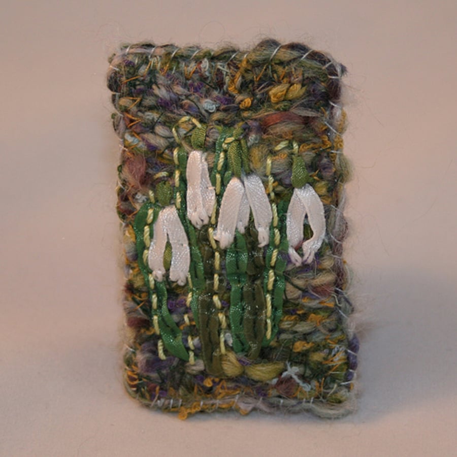 Snowdrops (on wool) - Brooch