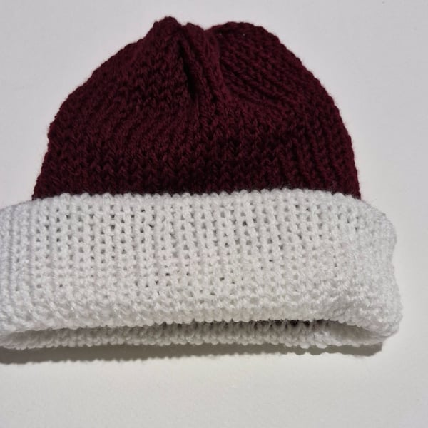 White & Burgundy Wool Beanie Hat 6-12 Month Unisex
