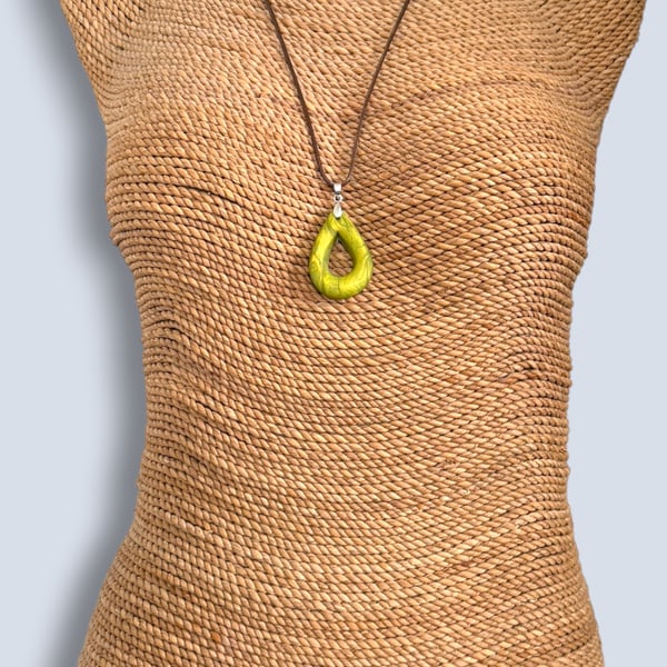 Green and Gold Marbled Glasses Holder Necklace Teardrop Pendant