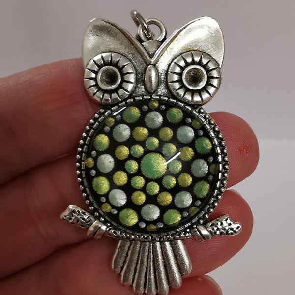Dot Painted Owl Key Ring Green and Sky Blue