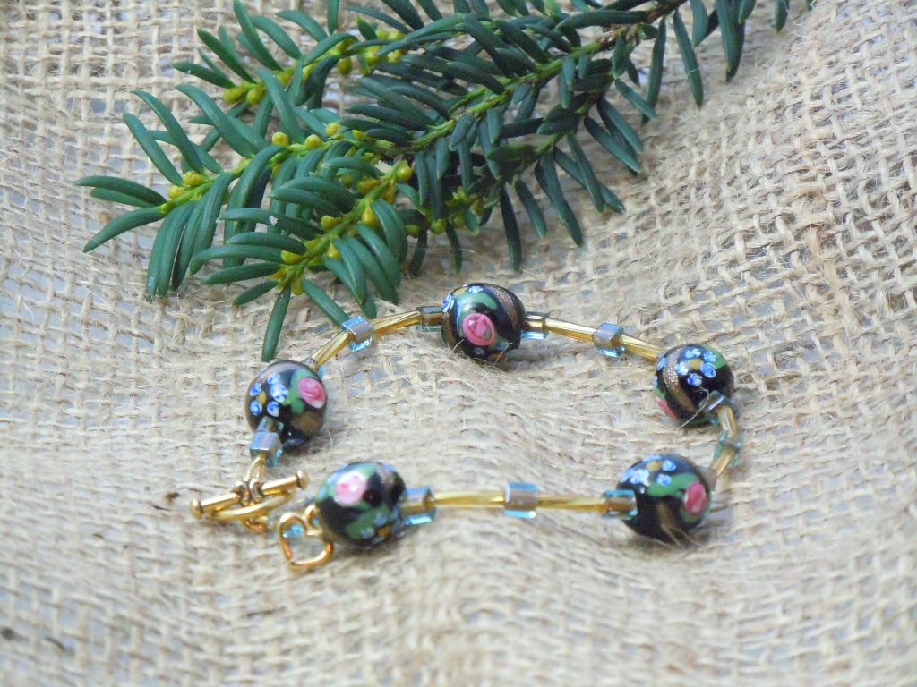 Artisan Lampwork glass beads bracelet with gold plate heart charm
