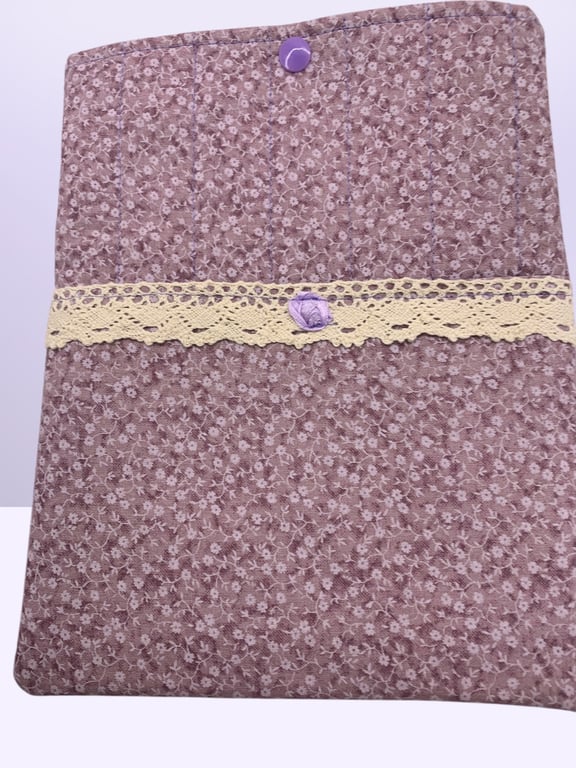 Book Sleeve with Vintage Lace.  Lilac Ditsy Floral.