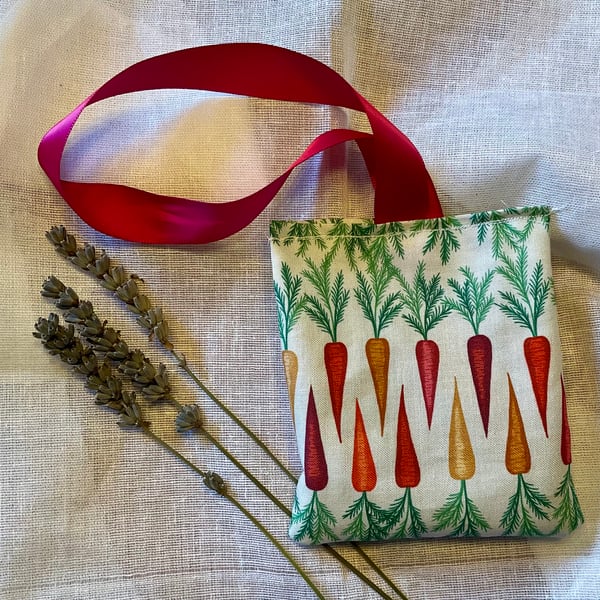Hanging Lavender Bags - Letterbox gift