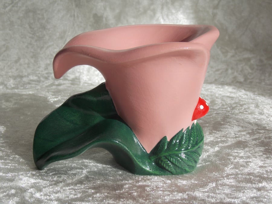Ceramic Hand Painted Pink Calla Lily Flower Home Garden Candle Tealight Holder.