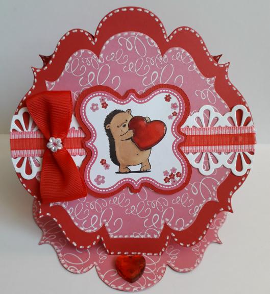Fancy Shaped Easel Style Hedgehog Valentine Card (3)