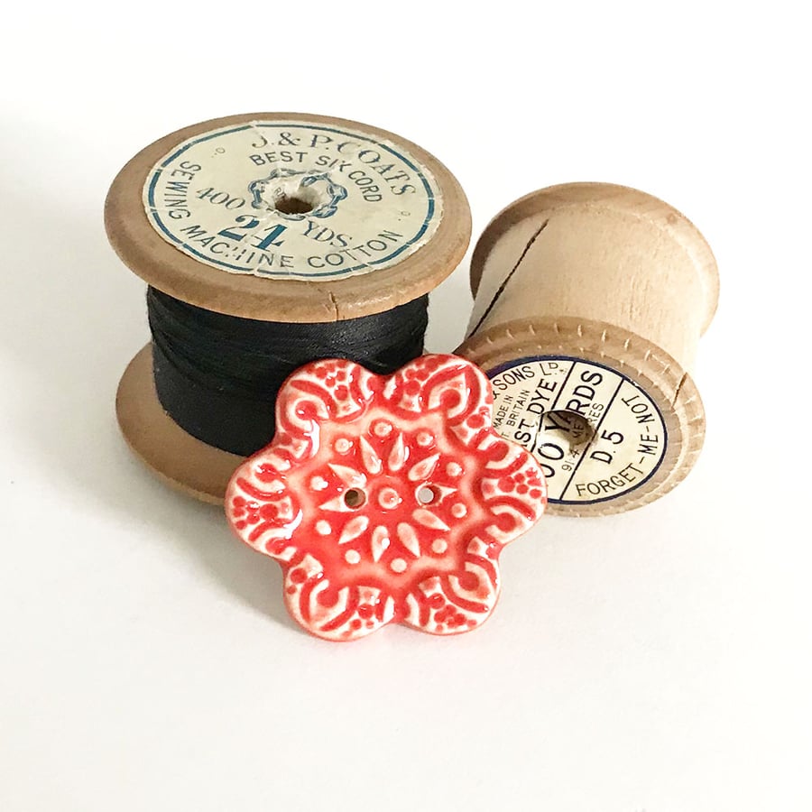 Large ceramic flower shaped button